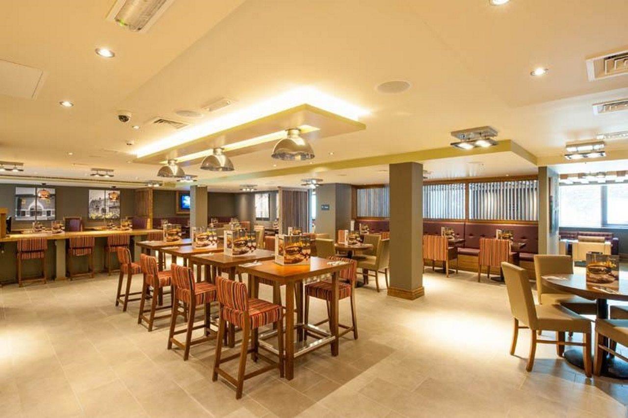 Premier Inn London Hendon - The Hyde Exterior photo